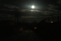 Iluminare stradală pentru s. Costești – Siguranță pentru cetățeni