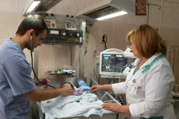 Uși noi pentru Secția Pediatrie